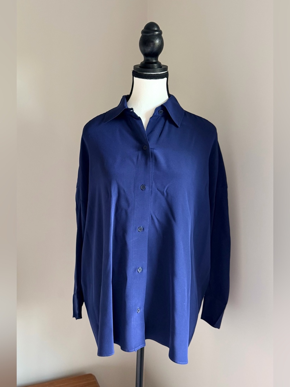 Vince 100% Silk Women’s Navy Blue Oversized Button Down Shirt M